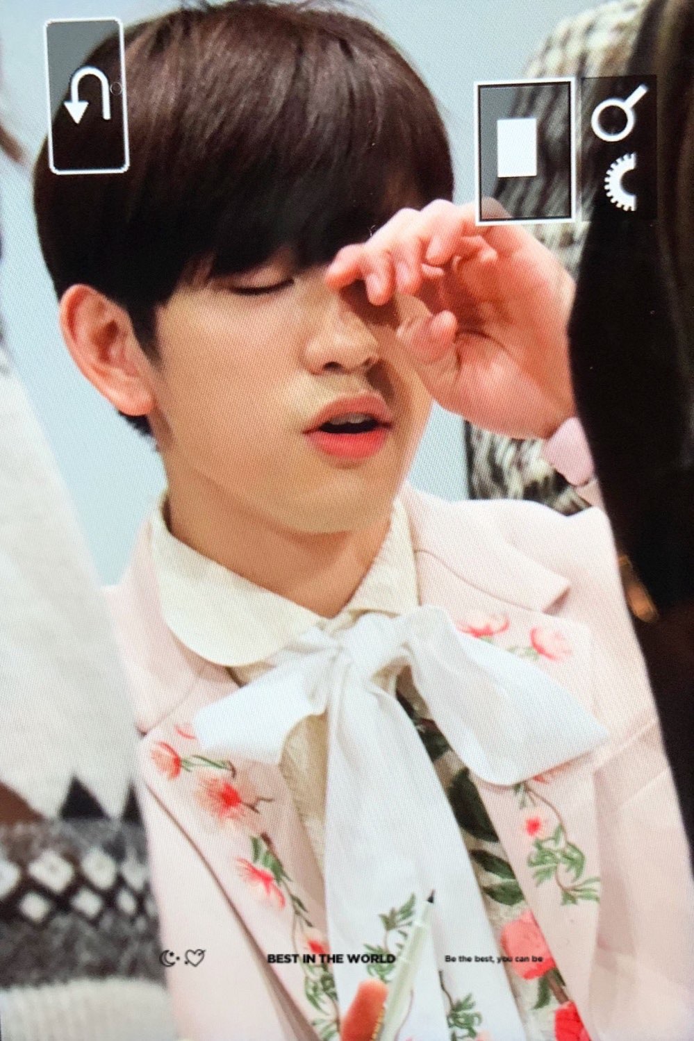 갓세븐 코디 진짜 정성 대박이다 자수 너무 예뻐 | 인스티즈