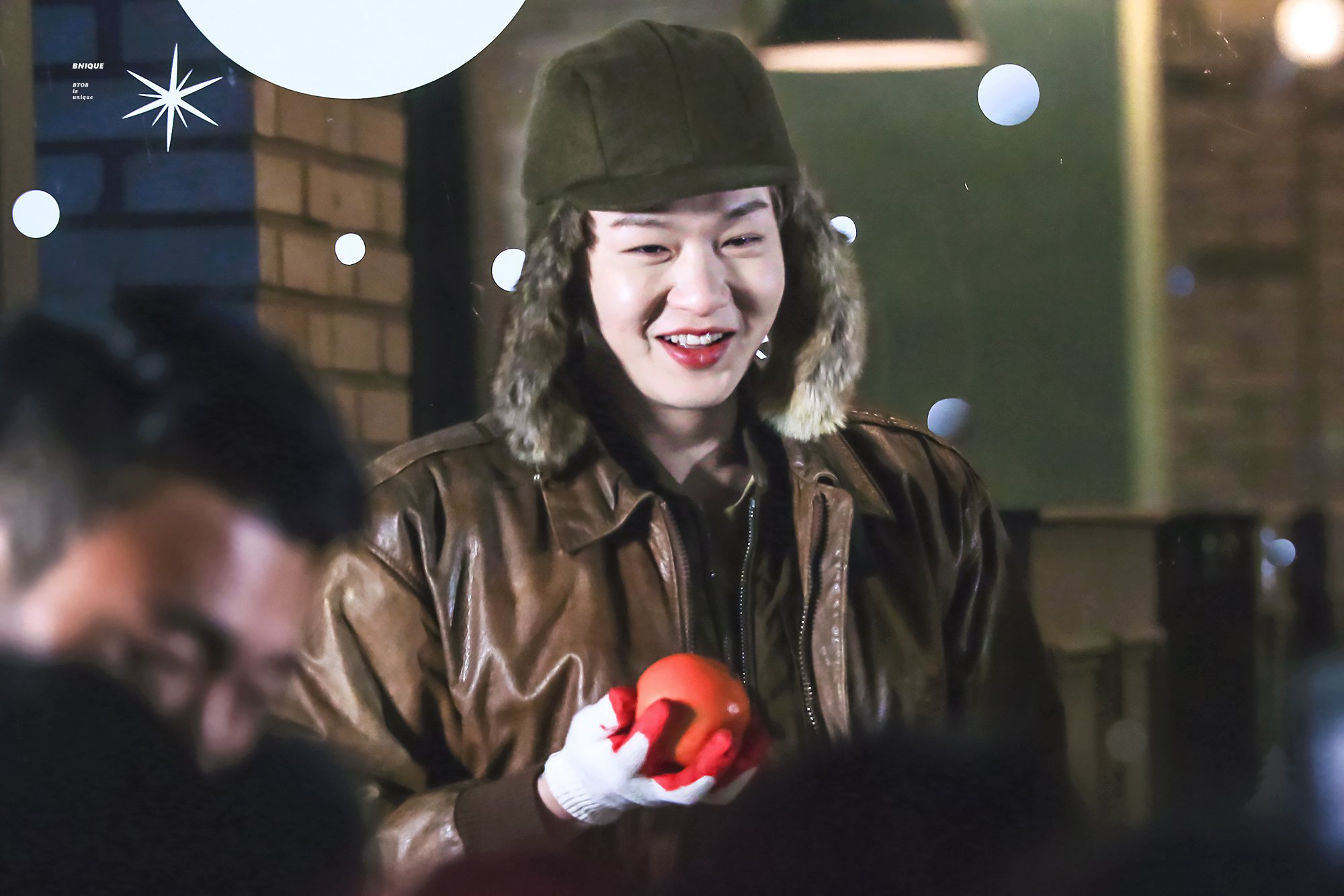 요즘에는 복숭아도 군대 가고 그러나...? | 인스티즈