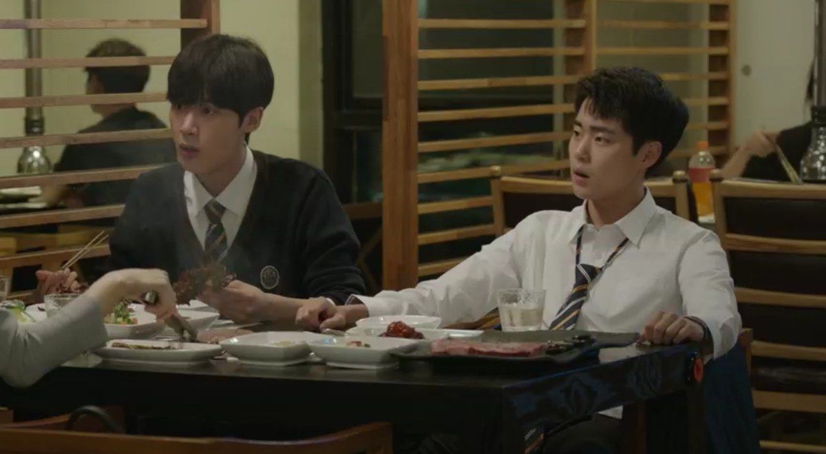 스카이캐슬 쌍둥이들 그냥 옷입는거만 봐도 성격 파악됨 | 인스티즈