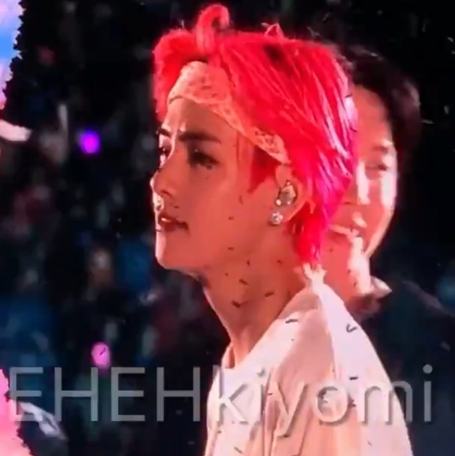 뷔 오늘 영화찍었네 | 인스티즈