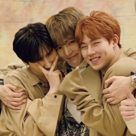 아 얘네 오ㅑ케 귀여워ㅜㅜㅜㅜㅜㅠㅠㅠㅠㅠㅠㅠ | 인스티즈