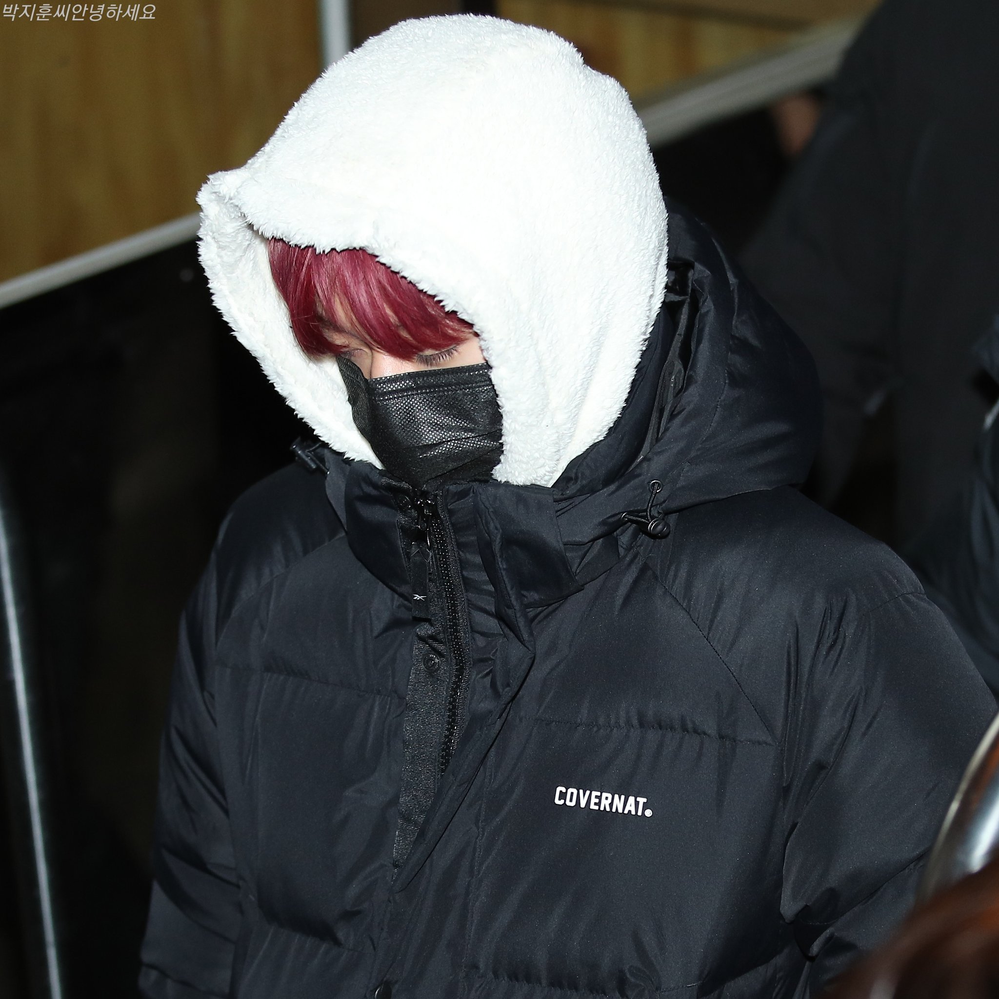 박지훈 속눈썹 너무 이뽀😖 | 인스티즈