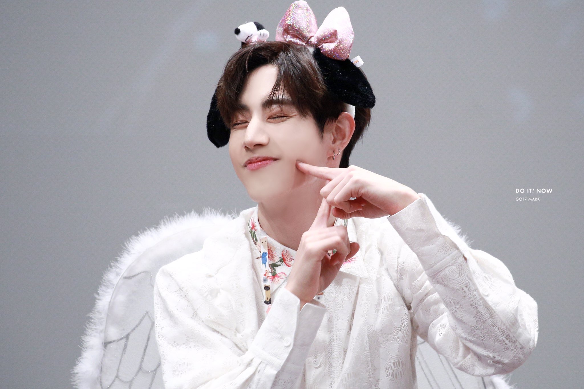 얘 아이돌력 천재만재다 얼굴로 큐티 표현하는거봐 / 갓세븐 | 인스티즈