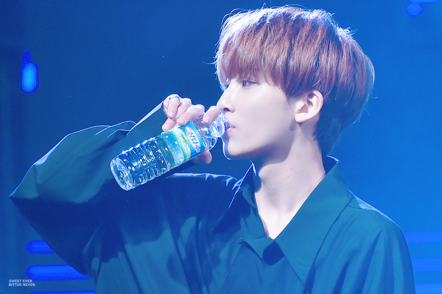 윤정한 이 사진 리얼 말도 안 됨 | 인스티즈