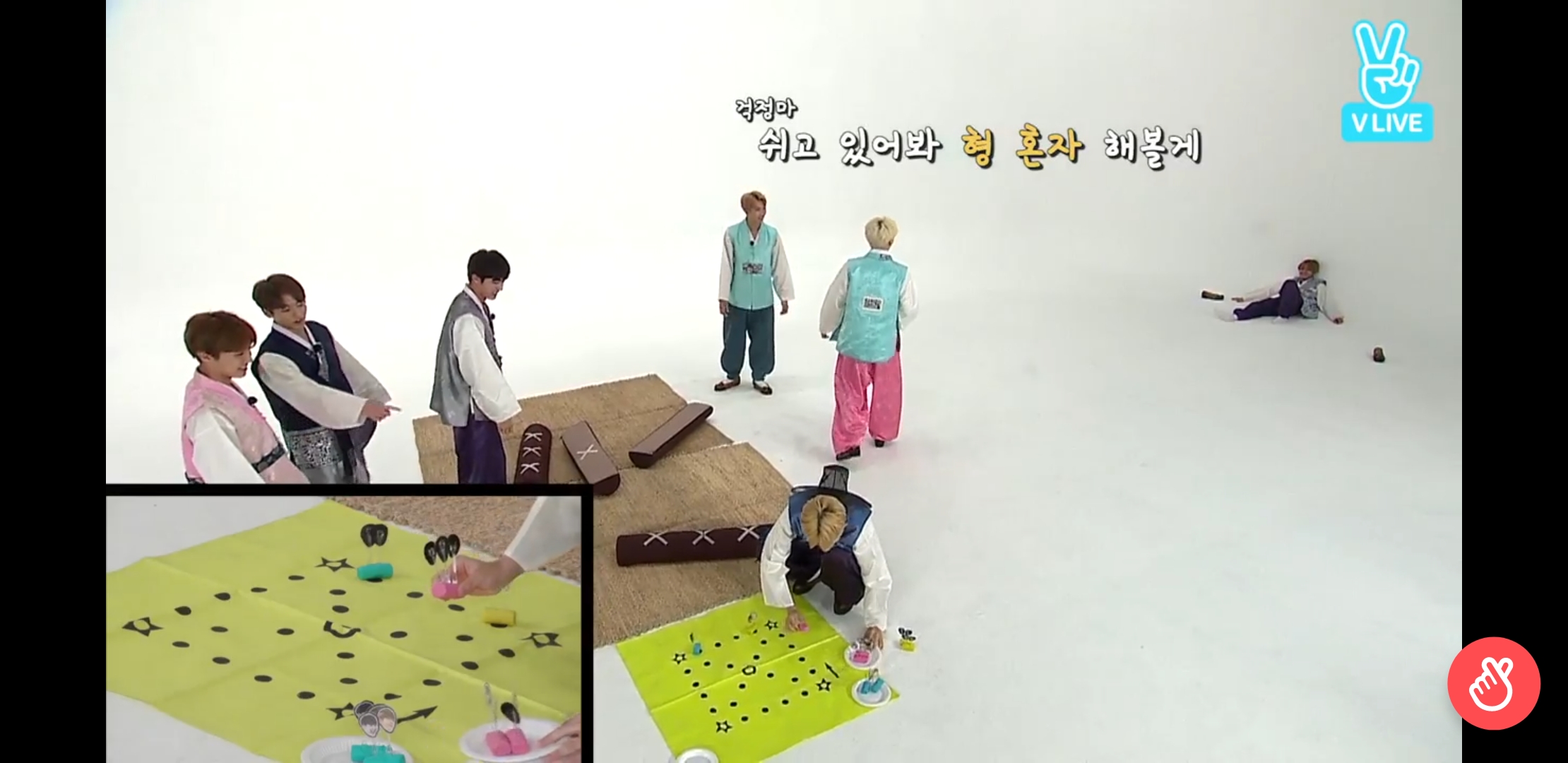 동생 이기게해주려고 자기몸만한거 들고 고군분투하는 방탄 슈가 | 인스티즈