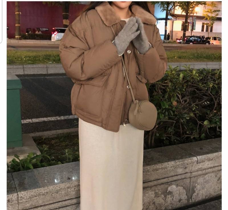 동창 만나는데 코트vs양털 패딩 1122제발골라줘 | 인스티즈