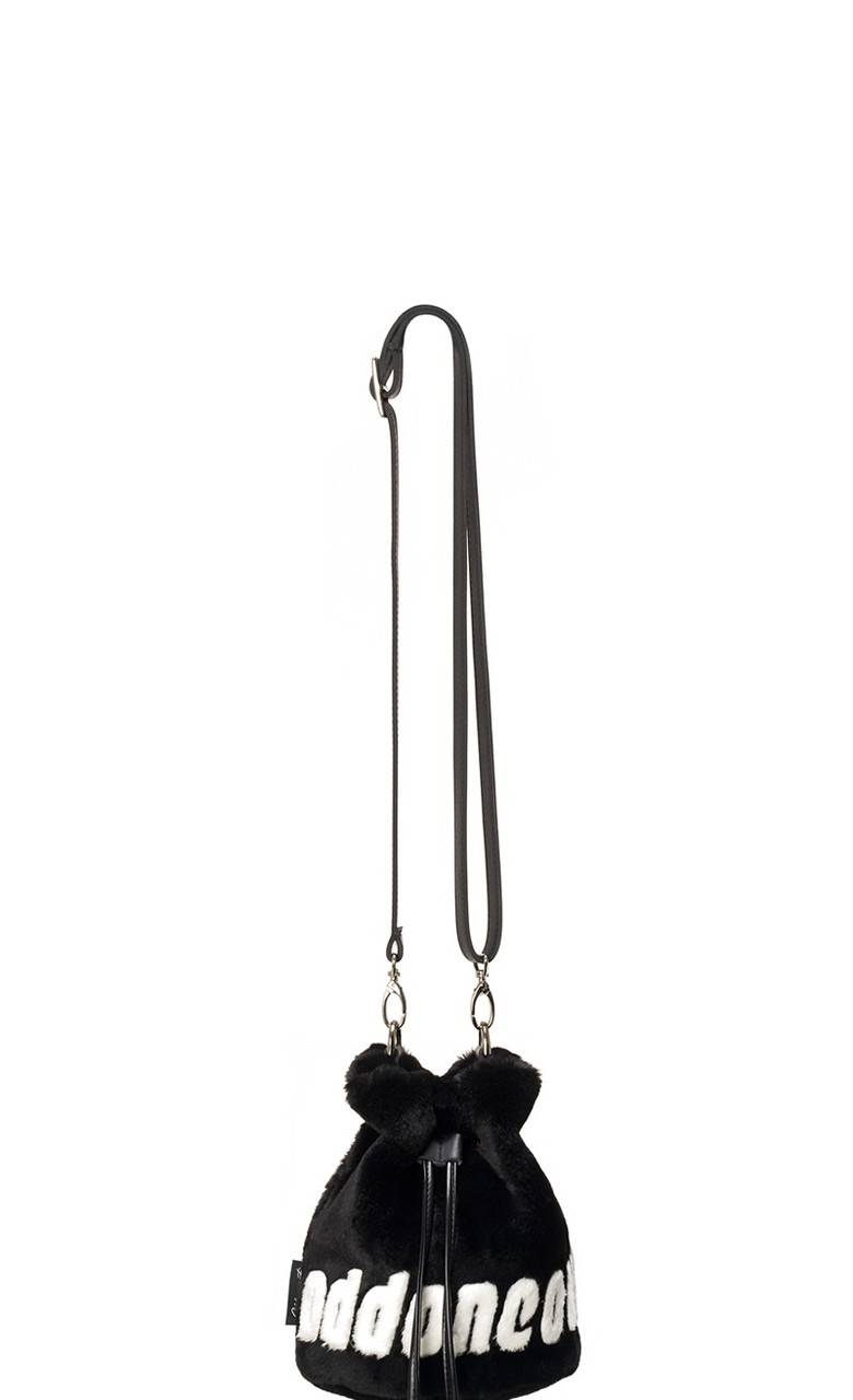 이거 롱패딩에 들거나 메도 괜찮을까? | 인스티즈