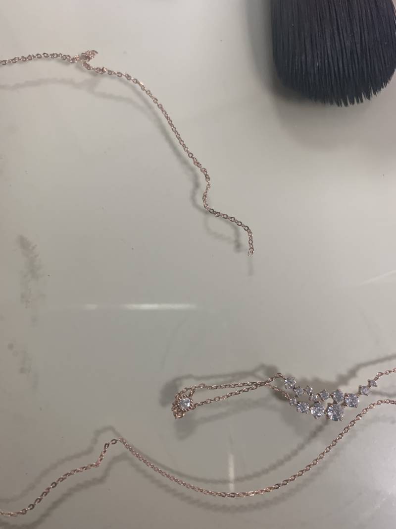 목걸이 뿌신거 어떻게 해???????? | 인스티즈