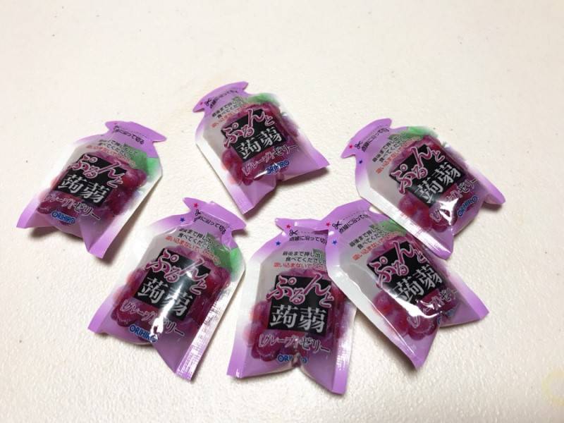 일본가서 곤약젤리 튜브형 사본 익들아ㅠㅠ 한봉지에 얼마였어?? | 인스티즈