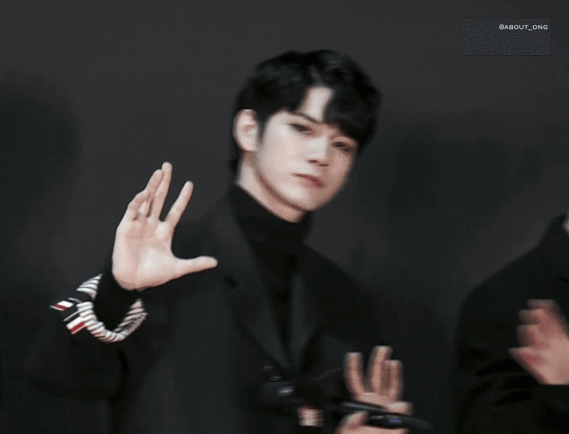 옹성우하면 무슨 꽃 생각나? | 인스티즈