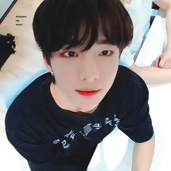 내가 좋아서 모아본 황현진 입술 잘보이는 짤들.jpgif ㅅㅇㅈㅇ | 인스티즈