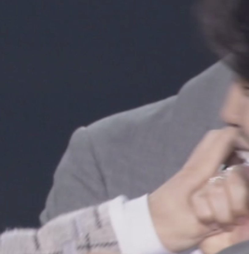 ㄱ 태형이 엄지손가락잡는데 지민이 한손 다쓴다... | 인스티즈