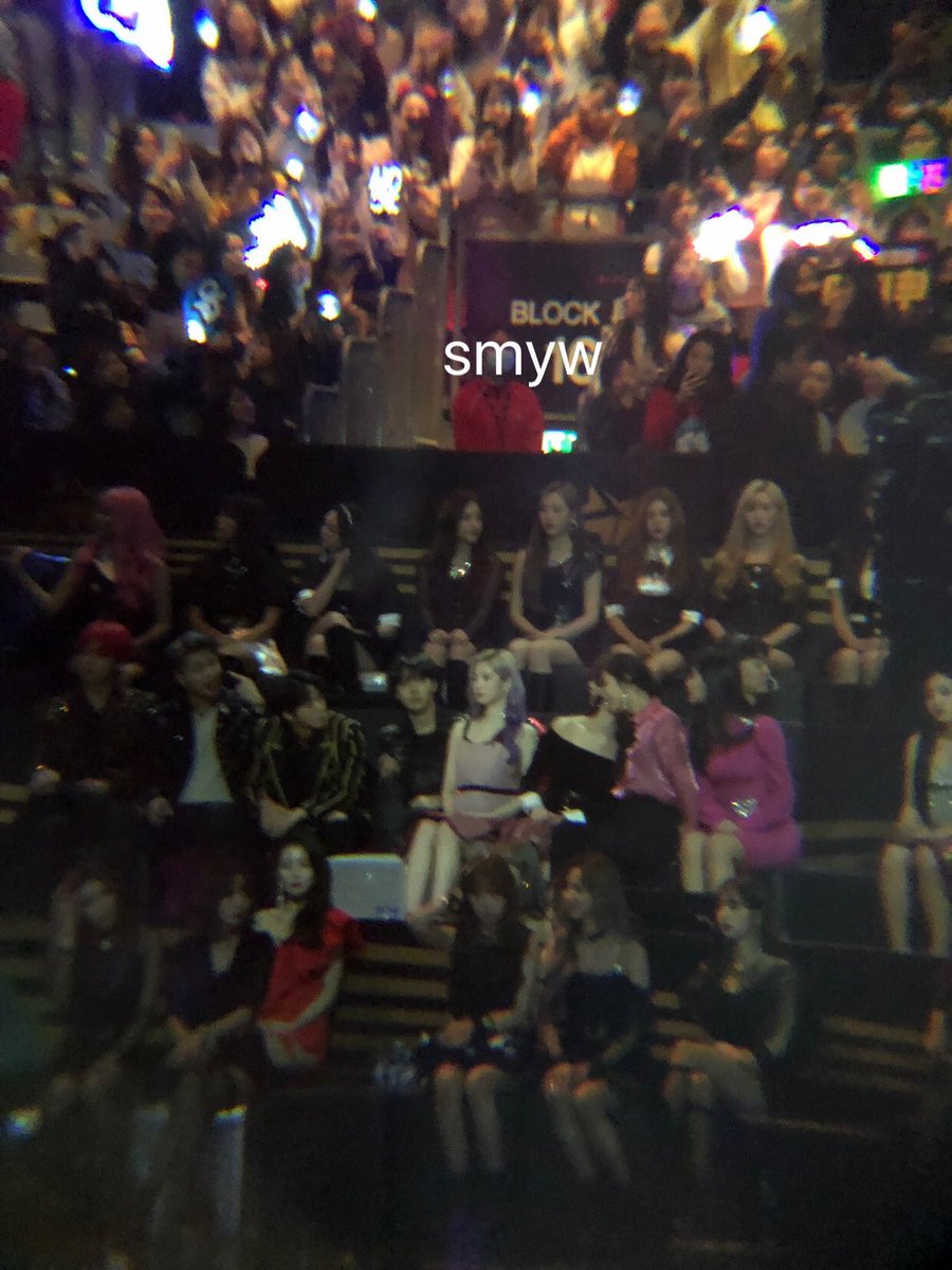 왘ㅋㅋㅋㅋㅋ트와이스 다현 가수들 사이에서 빛나는거봨ㅋㅋㅋ | 인스티즈