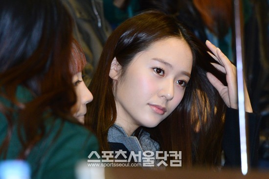 크리스탈 코 메부리잖아 그게 너무 잘어울린다 해야되나 | 인스티즈