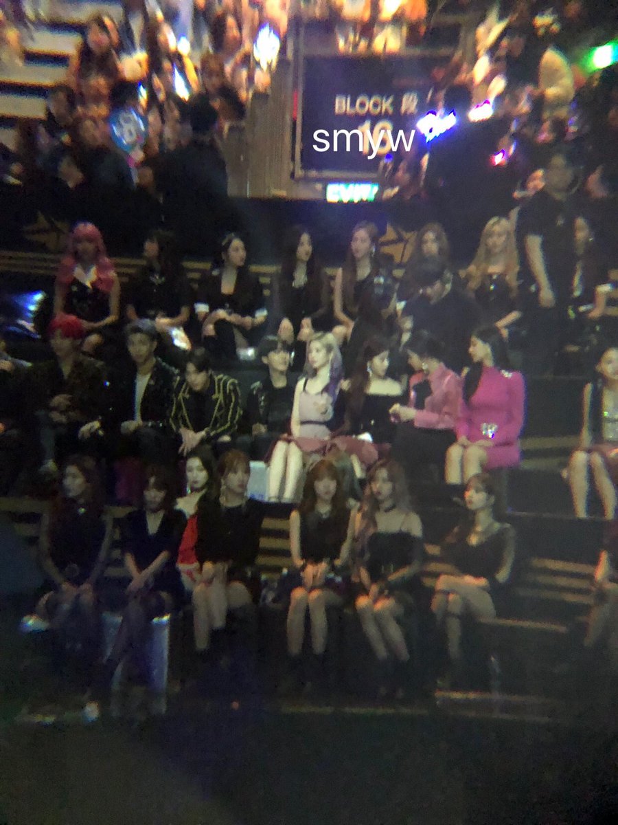 왘ㅋㅋㅋㅋㅋ트와이스 다현 가수들 사이에서 빛나는거봨ㅋㅋㅋ | 인스티즈