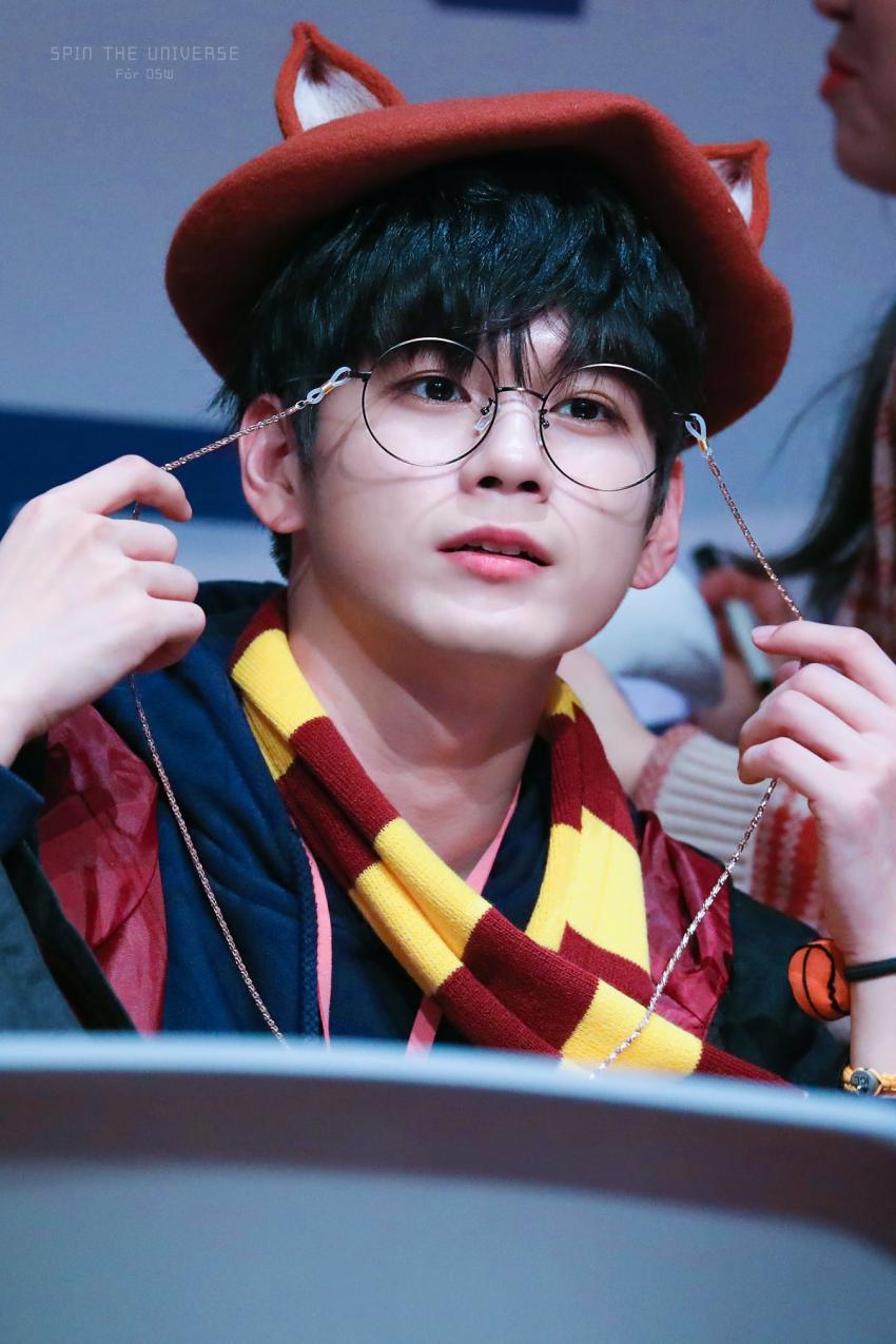 옹성우는 | 인스티즈