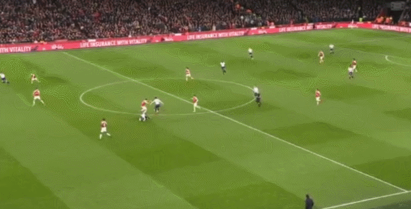 방금 축구 본 익들아 이 상황 왜 오프사이드 안걸렸어?? | 인스티즈