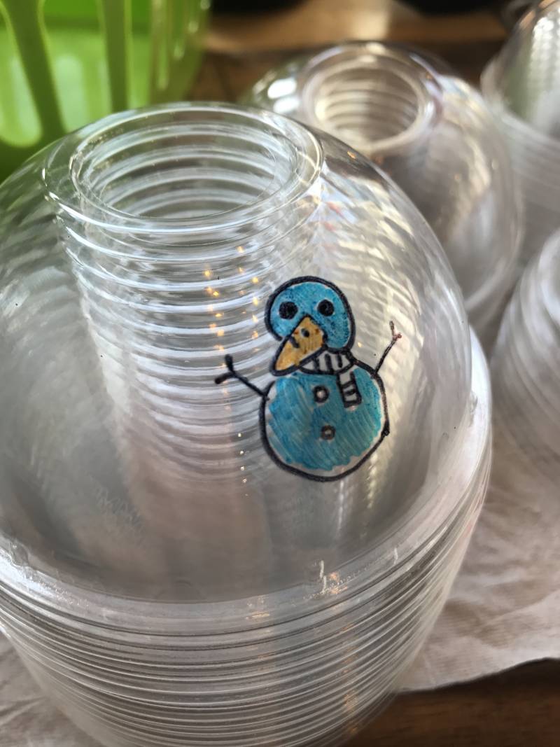 난 카페알바할 때 뚜껑에 그림그려줌 ㅎㅎ | 인스티즈