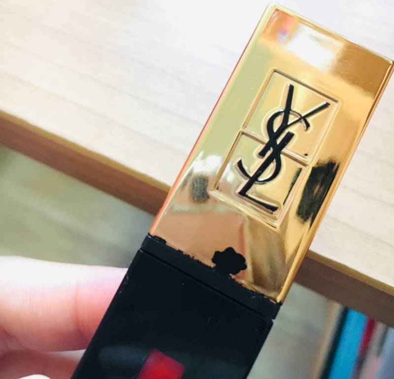 입생로랑 틴트 쓰는 익인들아!!! 너네도 이래? | 인스티즈