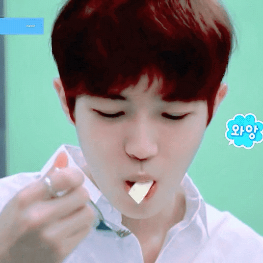 뭐 먹을때 김재환 세상에서 제일로 귀엽다 | 인스티즈