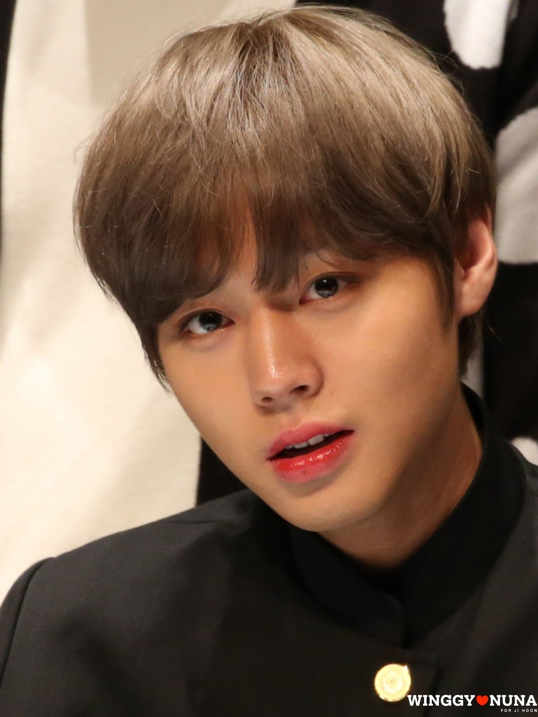 박지훈 이런 사진 있는사람? | 인스티즈