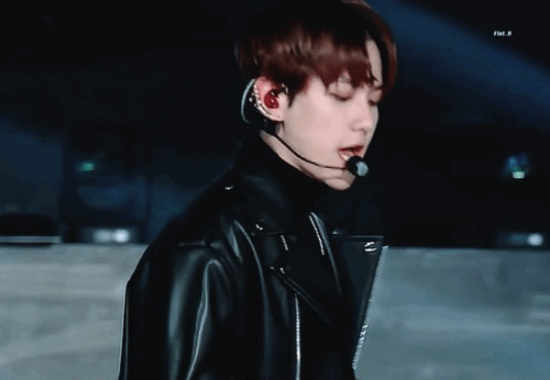 뭐지 나 타팬인데 어느새 백현 프리뷰랑 움짤 저장하는 나를 발견 | 인스티즈