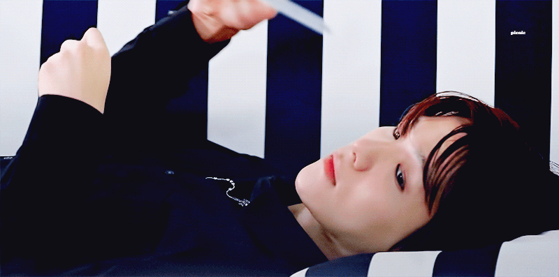 오늘 백현 짤 주워왔다 진짜 천재아이돌이야ㅠㅠㅠ | 인스티즈