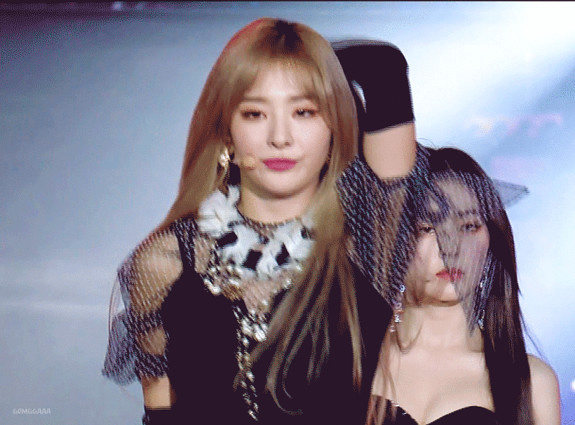 오늘 슬기 너무 고급지게 예뻐 | 인스티즈