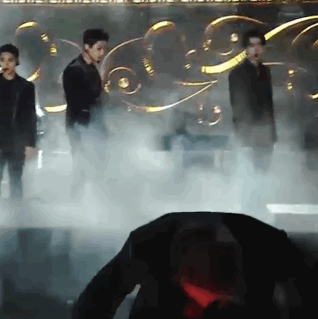 삐삐 칩니다 엑소움짤 몇개 주워왔는데요 | 인스티즈