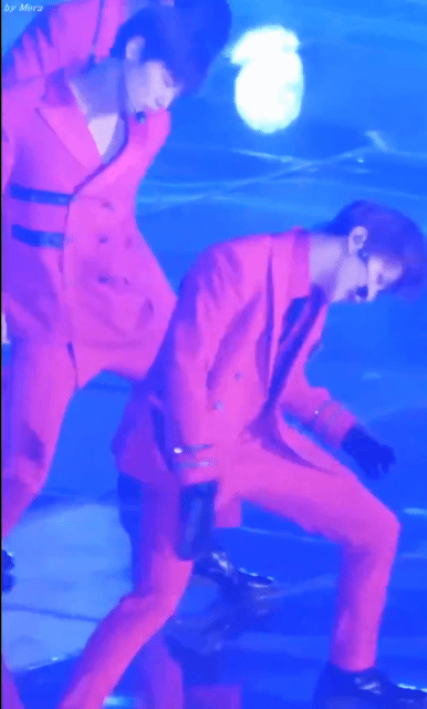 강다니엘 무대하다가 청소하는거 겁나웃곀ㅋㅋㅋㅋㅋㅋㅋㅋㅋㅋㅋㅋㅋㅋ | 인스티즈