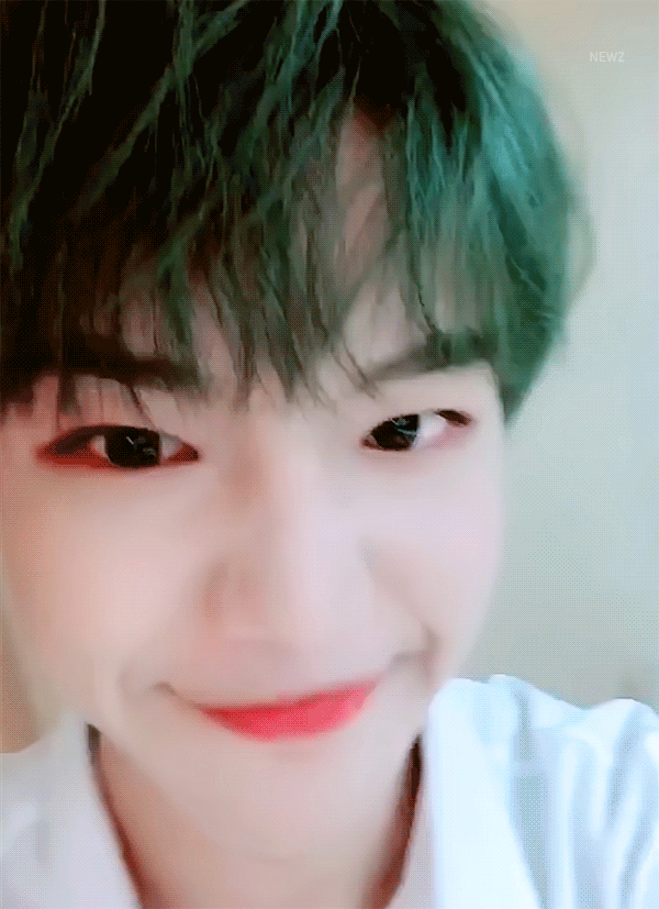 최애 생일이었는데 내가 선물을 받아버림(주어 임영민) | 인스티즈