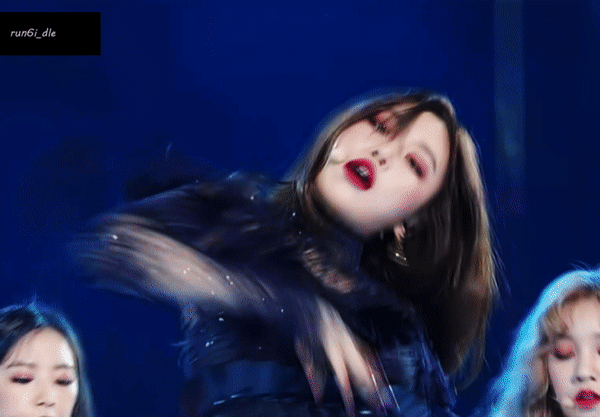 와 아이들 수진은 무대 움짤 보는 것마다 감탄 나와ㅋㅋㅋㅋㅋㅋㅋㅋㅋㅋㅋㅋㅋㅋㅋㅋㅋㅋㅋㅋ | 인스티즈