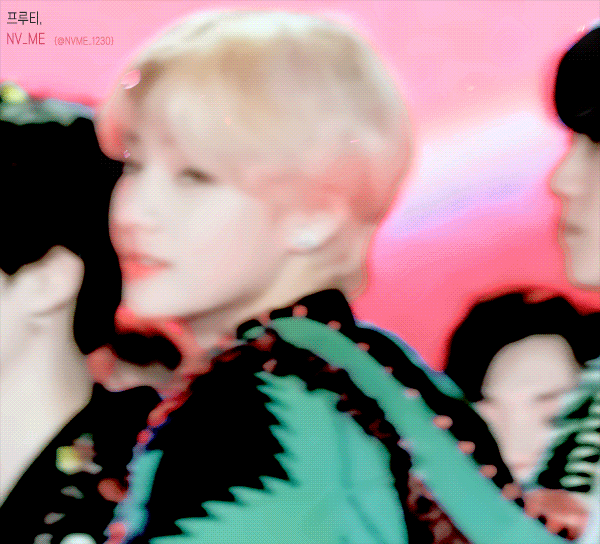 방탄 뷔 이거 합성인데 합성같지가 않음ㅋㅋㅋㅋㅋㅋㅋㅋ | 인스티즈