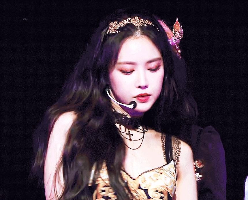 내 남여돌 최애는 비율 쩔고 무대 위에선 엄청 고급스러운데 캐해가 좀 어려운 고양이 같은 분들.. | 인스티즈