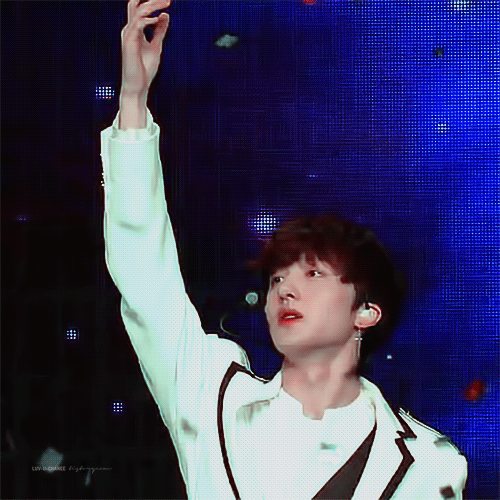 흰옷입은 찬희 너무 좋다,,, | 인스티즈