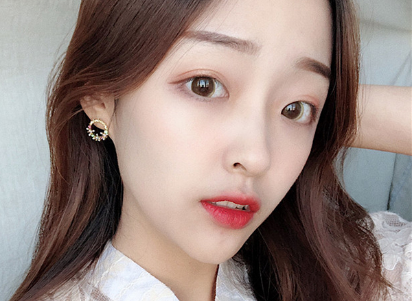 내일발송) 귀걸이 재고랑 신상 한정수량만 판매해요! | 인스티즈