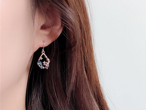 내일발송) 귀걸이 재고랑 신상 한정수량만 판매해요! | 인스티즈
