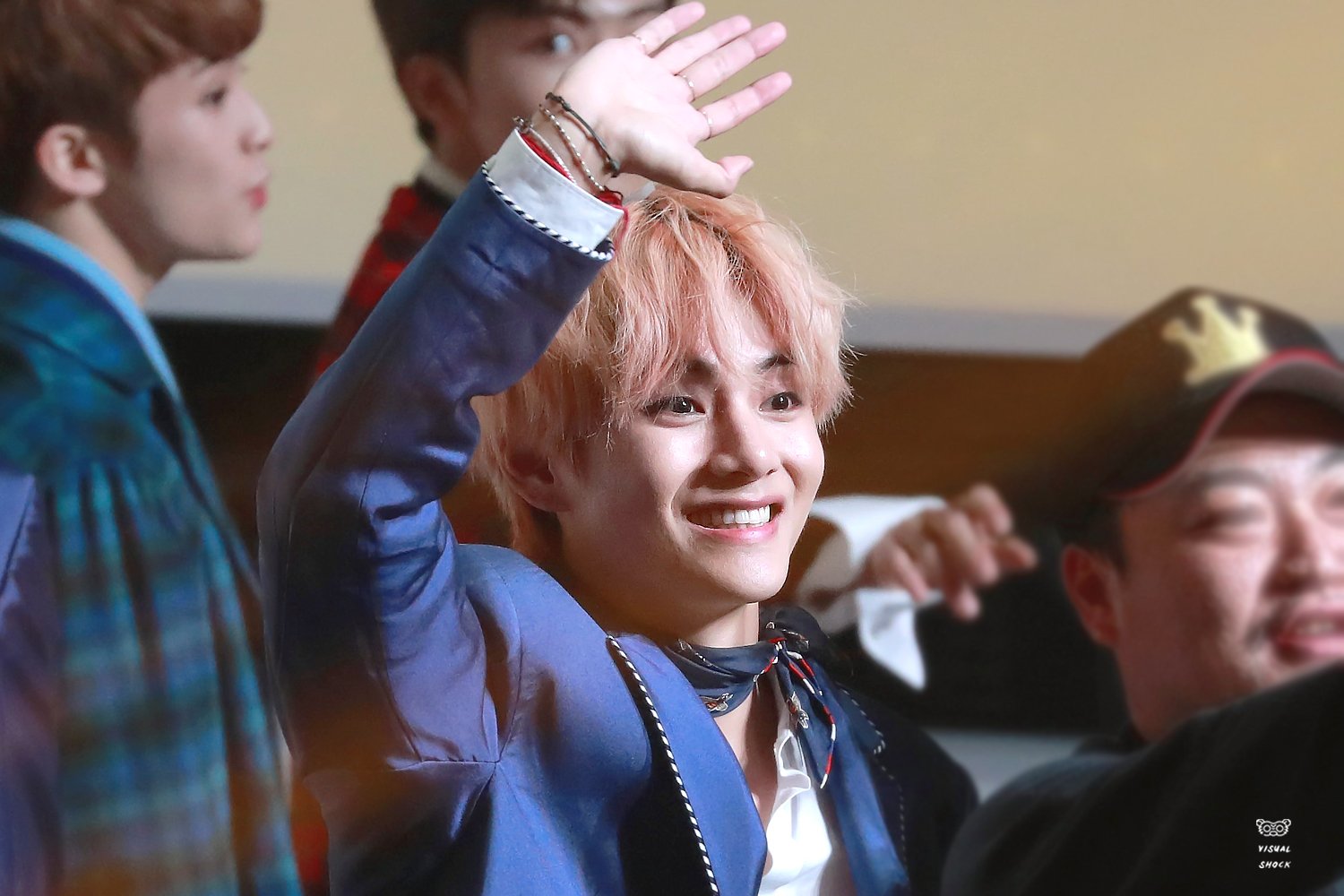 방탄 뷔 어제 이거 아빠 발견한거래^ㅁ^ | 인스티즈