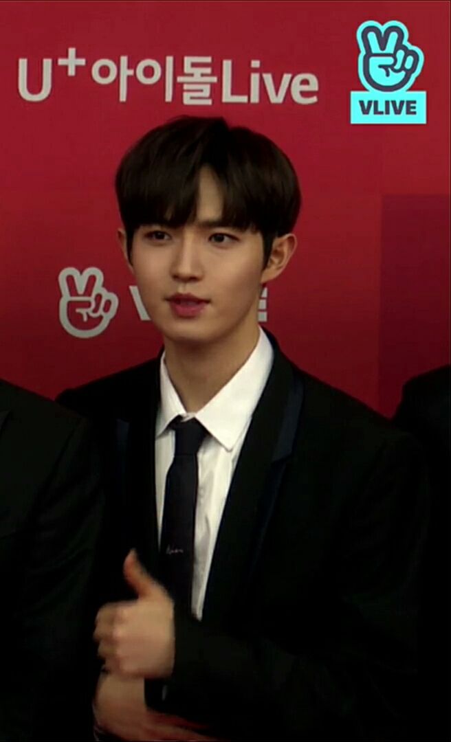 김재환 오늘 헤어 | 인스티즈