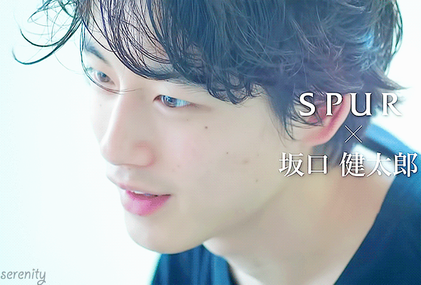 사카구치 켄타로 .. 얼굴로 사람을 치유하는기분 🤗 | 인스티즈