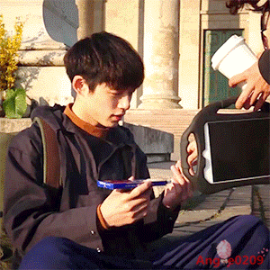 사카구치 켄타로 .. 얼굴로 사람을 치유하는기분 🤗 | 인스티즈