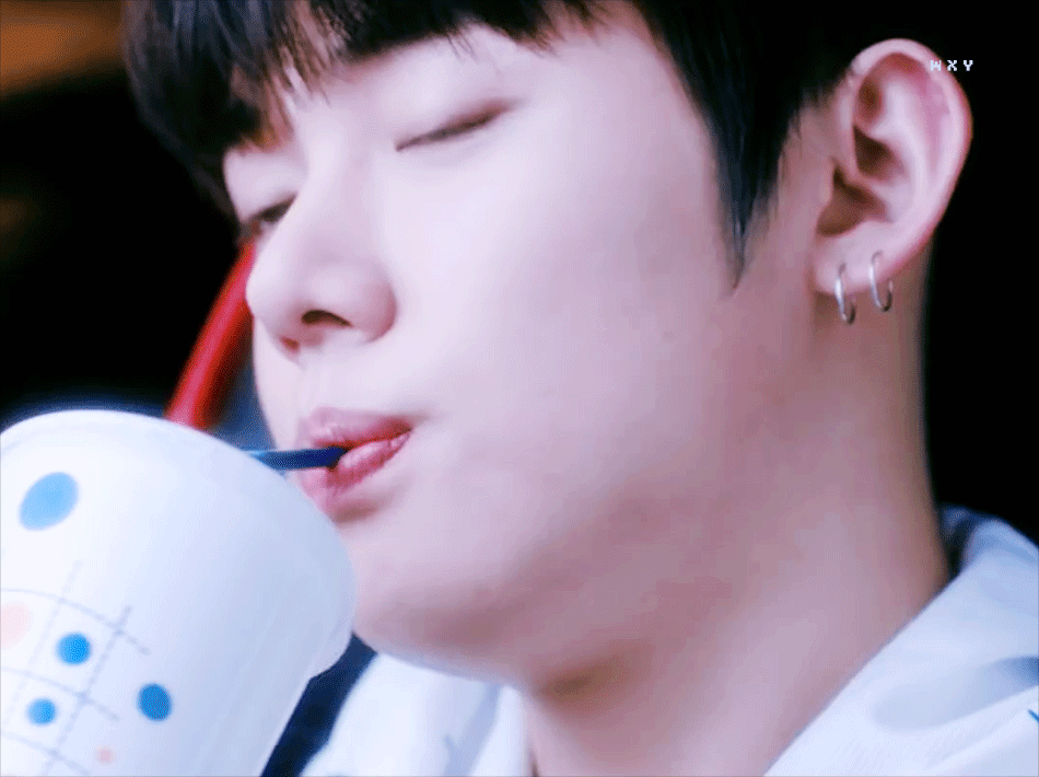 💚오늘 투바투 연준 공개된지 1주년 되는날🖤 | 인스티즈