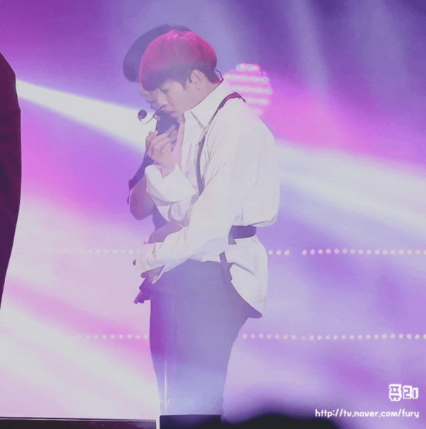 제발 우리 애 춤선 한번만 봐줘🙏🏻 하성운 춤선 진짜 채고야..🥺♥️ | 인스티즈