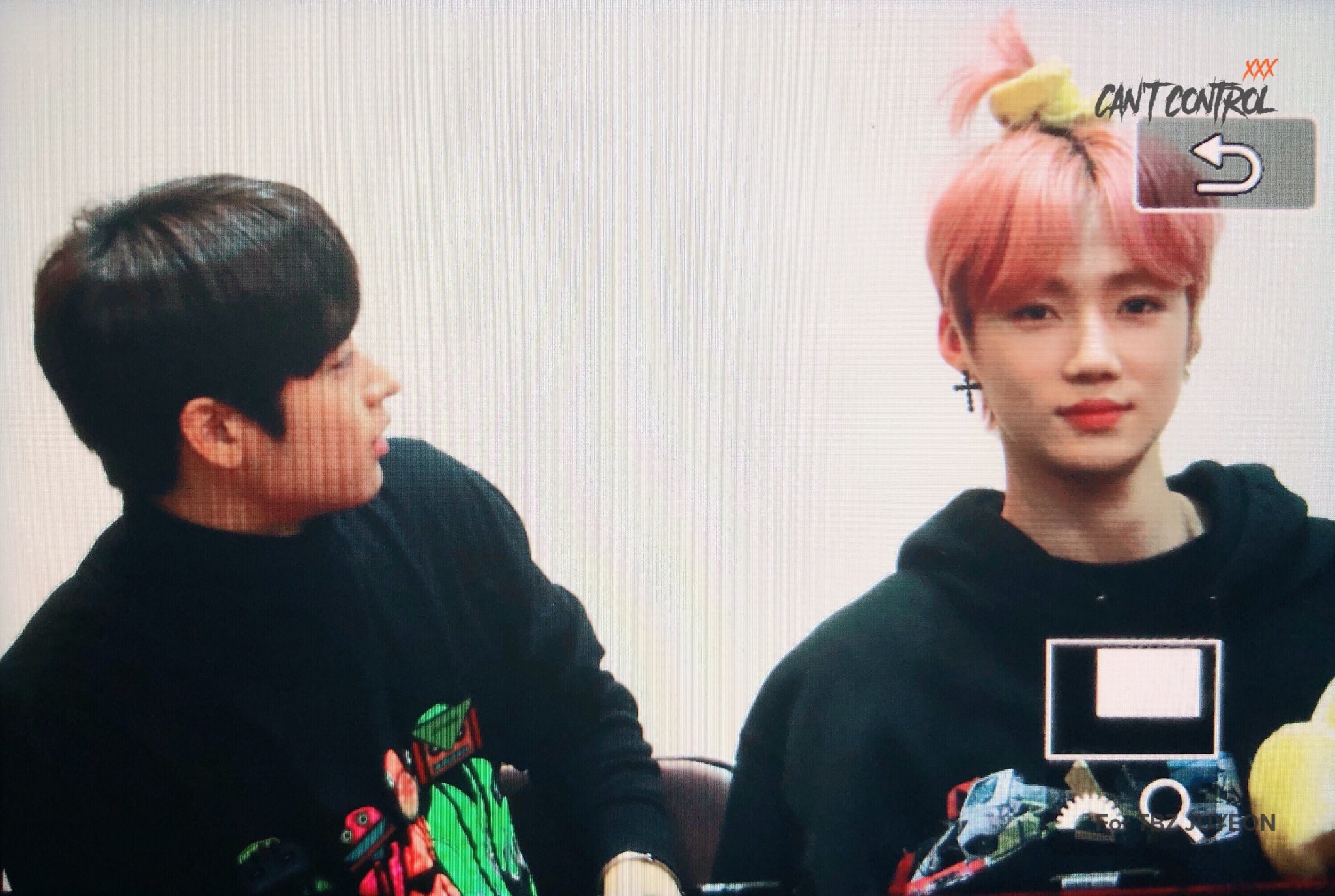 [잡담] 더보이즈 주연의 사과머리 묶기 | 인스티즈