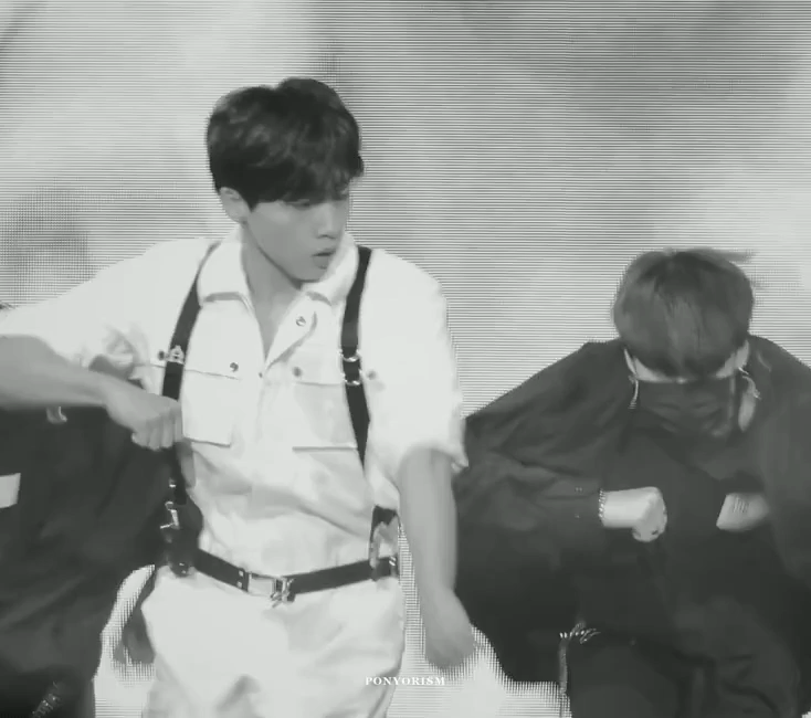 하네스 입은 정세운 | 인스티즈