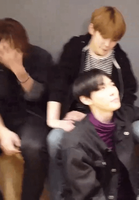 나 재도 입덕한지 얼마안됐는데 | 인스티즈