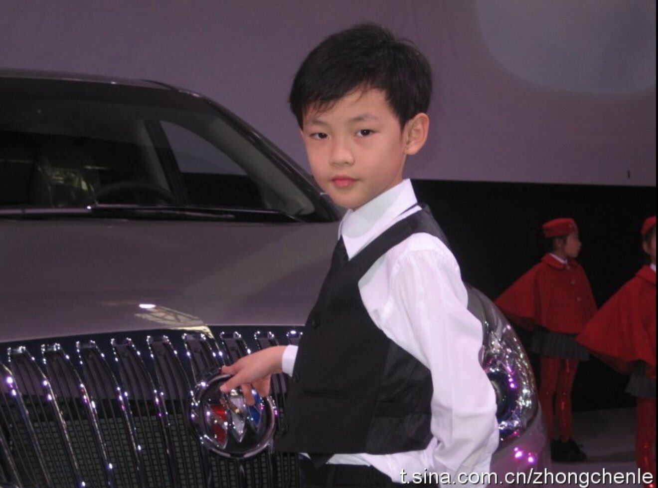 과거사진 컨셉 진심 독보적이라 생각하는 아이돌 | 인스티즈