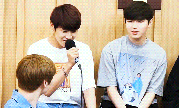 김재환 박우진 노래 두개 해줘야한다 | 인스티즈