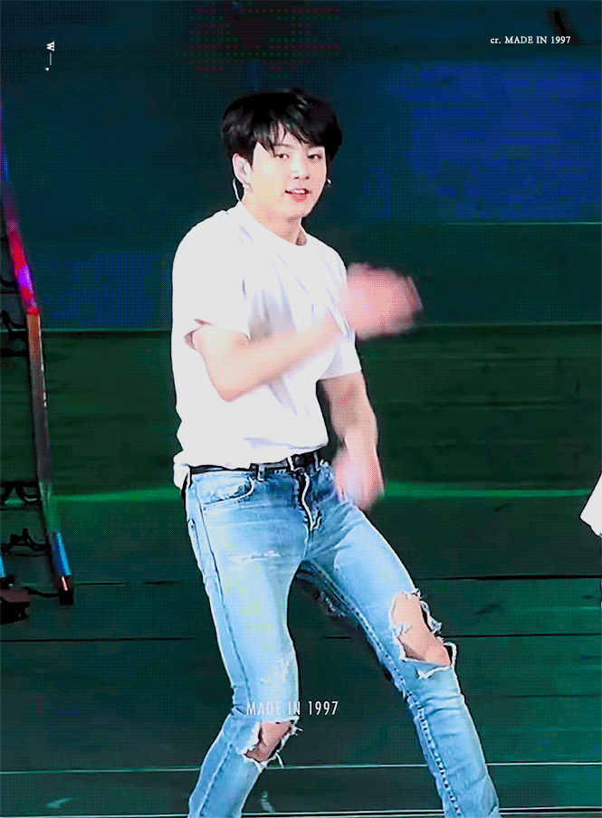 방탄 정국 이거 덩치랑 등빨 대박임.. | 인스티즈