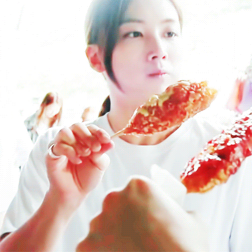 졍한이 볼 때마다 느끼는 건데 눈동자가 진짜 깨끗한 것 같아 | 인스티즈